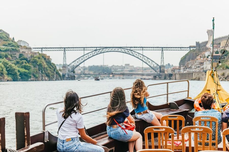 Porto: River Douro 6 Bridges Cruise - The “6 Bridges” idea: why this cruise is good value