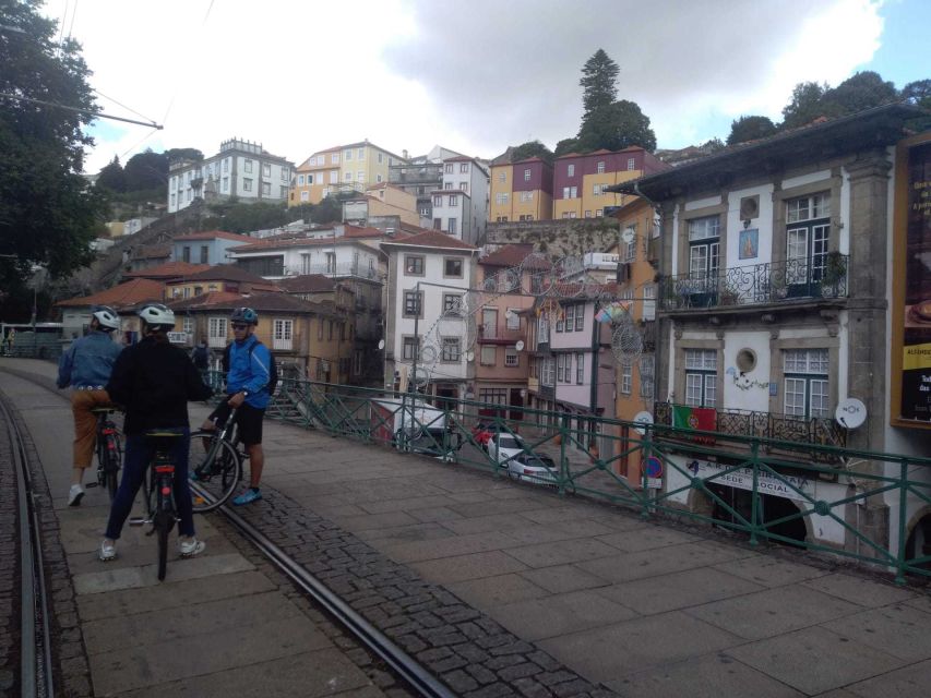 Porto: Riverside Panoramic E-Bike Tour - Getting Set Up in Porto at R. de Alexandre Herculano 251