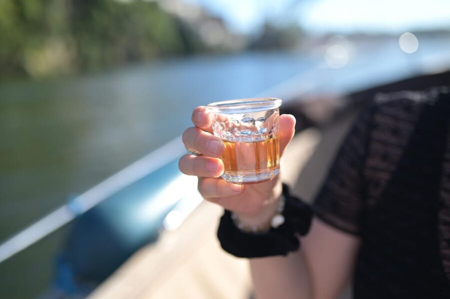 Porto: Six Bridges Douro River Cruise with Drinks - Price and value: what $64 per person really covers