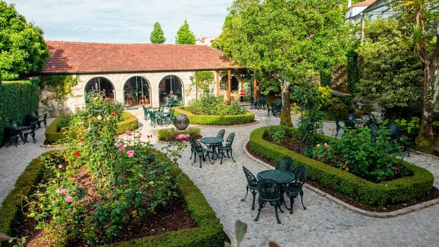 Porto: Taylor's Port Cellars & Tasting - Price and value at about $29 per person