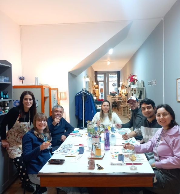 Porto: Tile Painting and Cocktails in Downtown Porto - Key things to know before you go