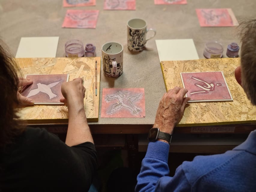 Porto: Tile Painting Workshop with Tea and Port Wine - The 2-Hour Flow: History, Then Technique, Then Your Two Finished Tiles