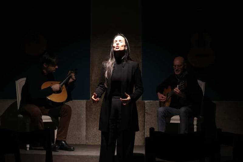Porto: Traditional Fado Show at Sao Bento with Port Wine - Why São Bento Station Is a Great Backdrop for Fado