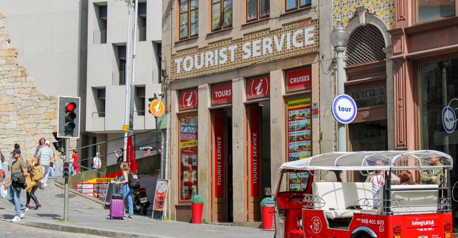 Porto: Tuk-Tuk Tour, Douro River Cruise, and Wine Tasting - Largo Actor Dias to the first street view: why this tuk-tuk setup works