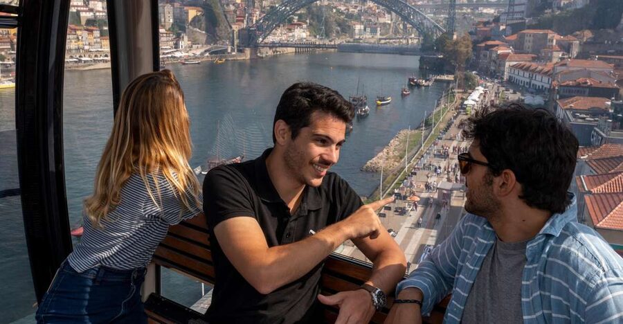 Porto: Walking Tour, Lello Bookshop, Boat and Cable Car - Sé, Porto and the hilltop feeling: why this stop matters