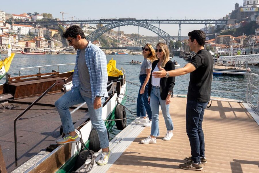 Porto: Walking Tour, Lello Bookshop, Boat and Cable Car - Price and value: why $70 can be worth it for a short stay