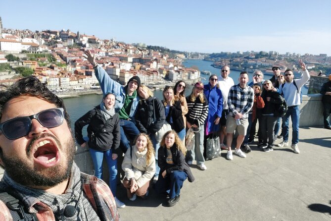 Porto Walking Tour - The Perfect Introduction to the City - Miradouro da Vitoria and Praca Gomes Teixeira: Views You Can Use Later