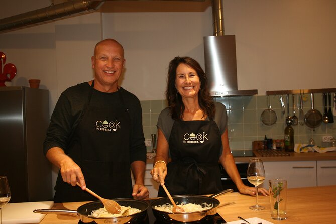 Portuguese Cooking Class in Porto with Portuguese Wine - Group size and the social rhythm of the night