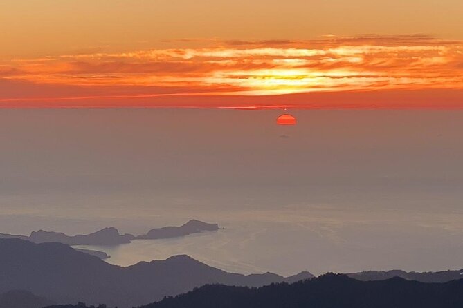 PR1 Sunrise Pico do Arieiro Self-Guided Hiking Transfer - How to pack so weather does not ruin your day
