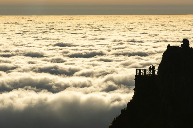 PR1 Sunrise Pico do Arieiro Self-Guided Hiking Transfer - Getting to the trailhead: the transfer that actually respects your morning