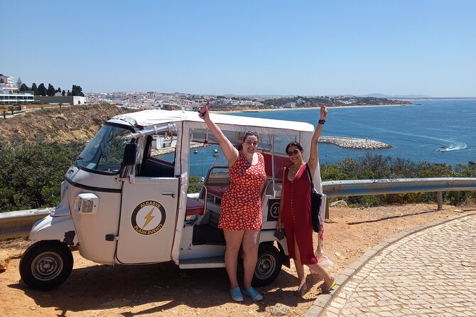 Private: Albufeira / Vilamoura City & Beach Tour (TukTuk or Jeep) - Guides and pacing: what you can actually count on