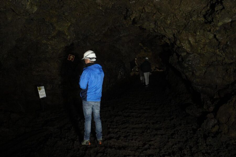 Private Caves tour with a Geologist - A geologist’s view of Terceira’s volcanic plumbing