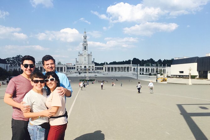 Private Day Tour With Guide to Fatima, Batalha, Nazaré and Obidos - Why This Fatima-Focused Private Day Feels Easier Than It Looks