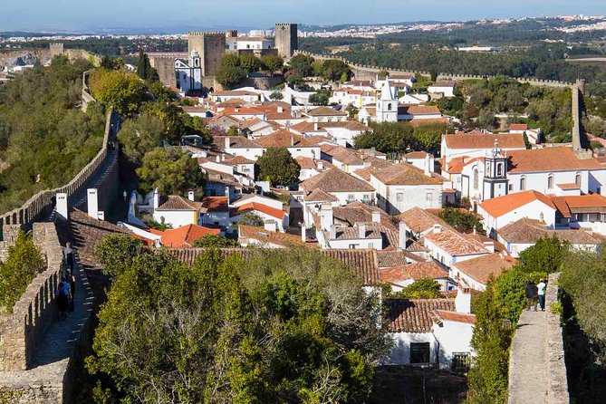 Private Day Tour With Guide to Fatima, Batalha, Nazaré and Obidos - Óbidos Inside the Walls: Medieval Streets, Real Walking Time