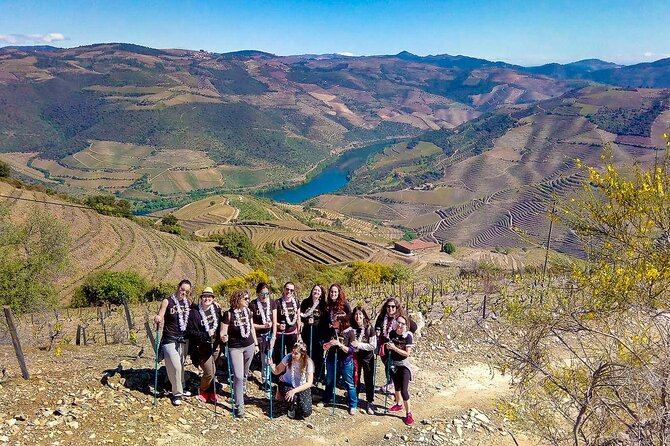 Private Douro and Porto 4x4 Tour with Wine Tasting and Boat Trip - The private guide factor, and why names keep coming up