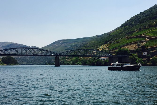 Private Douro Valley Food and Wine Tour From Porto - Pinhão: Boat Cruise Option or Riverside Stroll