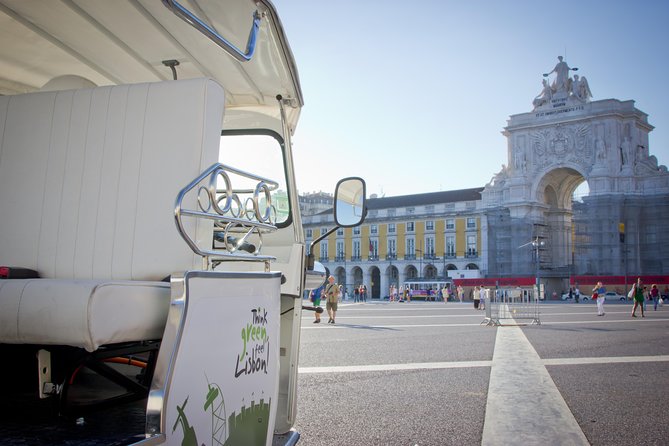 Private Eco Tuk Tuk Tour through the Heart of the City - Stop-by-Stop: Lisbon Cathedral and the Viewpoint Circuit