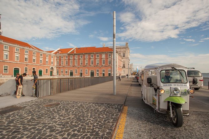 Private Eco Tuk Tuk Tour through the Heart of the City - Chiado and Bairro Alto: Shopping Energy to Bohemian Night Mood