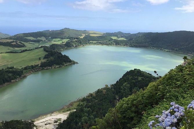 Private Full-Day 4x4 Tour to Furnas Volcano - What the day feels like: pacing, comfort, and what to bring