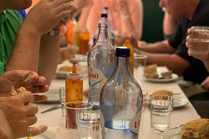 Private group Lisbon Roots, Food & Cultural Walk - Capela and Largo de São Domingos: where Lisbon’s tolerance message lands