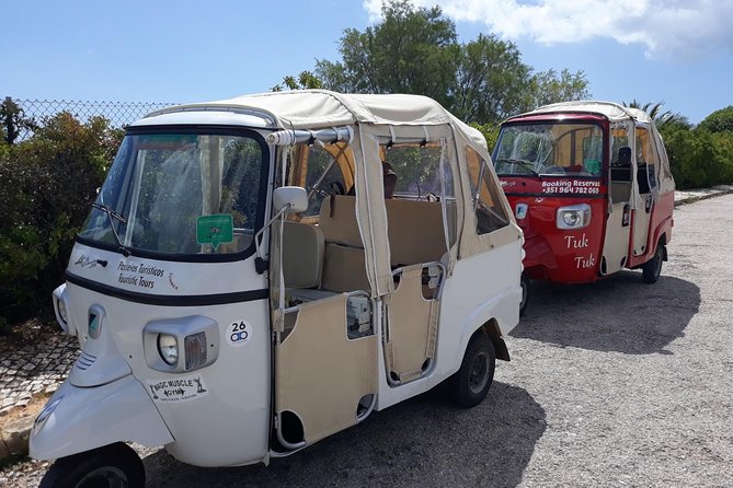 Private Guided Tuk Tuk Tour with pick-up and drop-off in Albufeira - Entering Albufeira by tuk tuk, not by stress