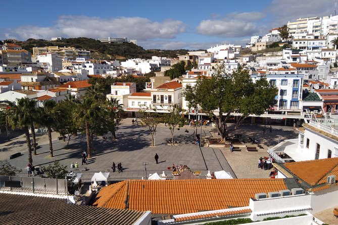Private Guided Tuk Tuk Tour with pick-up and drop-off in Albufeira - Pickup, timing, and how to avoid wasting your vacation hours