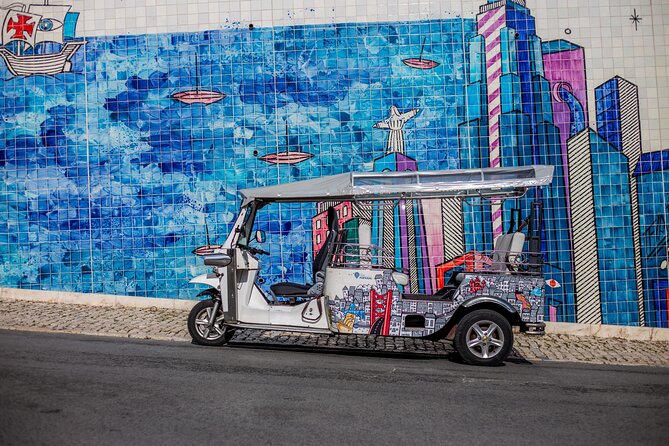 Private Half-Day Eco Tuk Tuk Tour in Lisbon - Graca and São Vicente views, plus the calm-to-busy neighborhood swing
