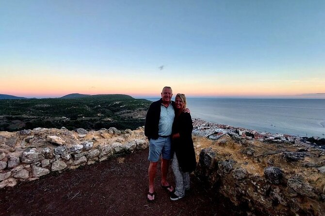 Private Lisbon Wine & Tile Painting Tour – Sesimbra & Traditions - Sesimbra free time: coastal views with choices, not scripted shopping