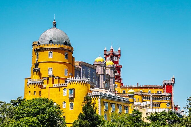 Private Local Sintra Tour: Palaces & Coast by Classic Car or Jeep - Stop 3: Cabo da Roca, the westernmost feel in Europe