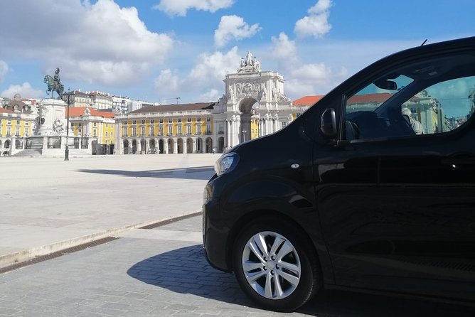 Private Round-Trip Transfer – Lisbon Airport & City Center - Inside the ride: comfort, GPS, and small extras that help