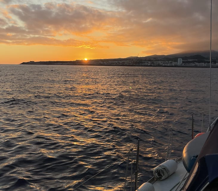 Private Sailing Sunset Tour PDL - The 90-minute viewpoint stop: swimming, snorkeling, and paddle time