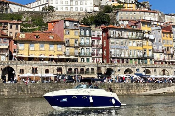 Private tasting in the Douro (1 to 7 people) on a yacht for yourself - Photo Pause and Picture-Friendly Stops