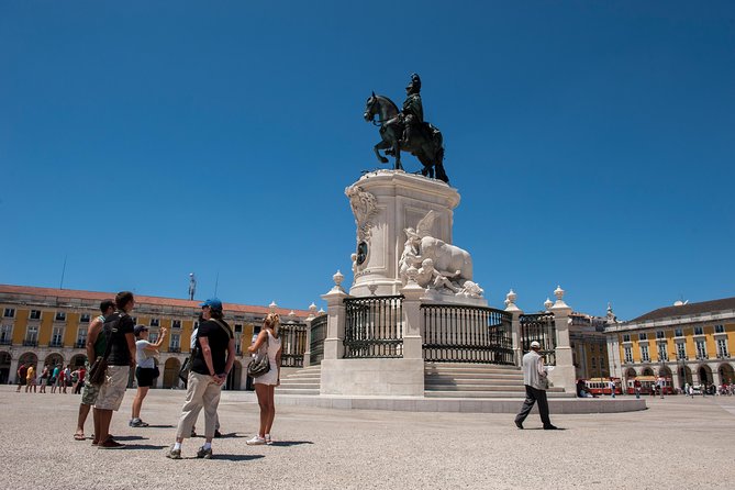 Private Tour: Best of Lisbon Walking Tour - Miradouro Chao do Loureiro: a panoramic breather that pays off later