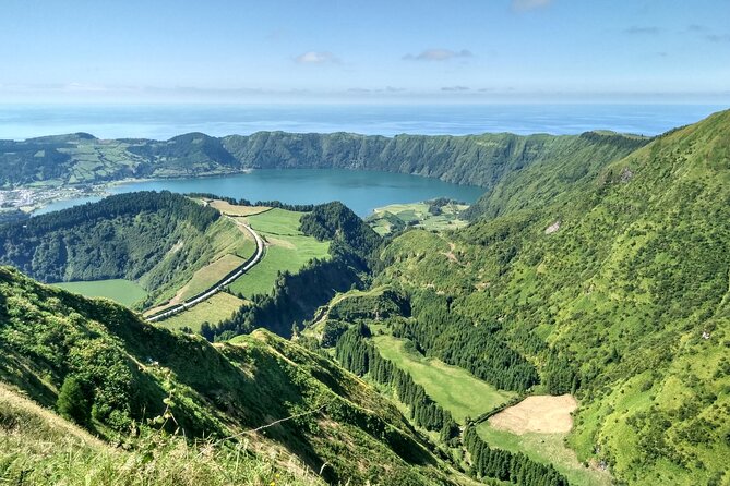 Private Tour Volcanic Lakes Sete Cidades and Lagoa do Fogo - A private west side circuit that hits the big volcanic moments