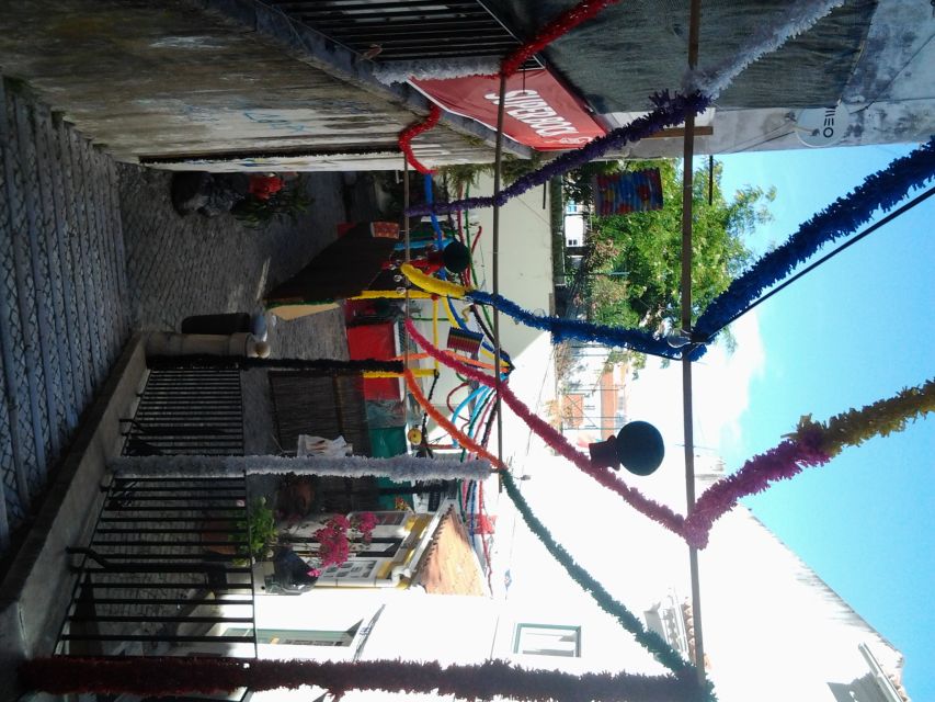 Private Tuk Tuk Tour Lisbon Old Town - Campo das Cebolas and why the route ends where it begins