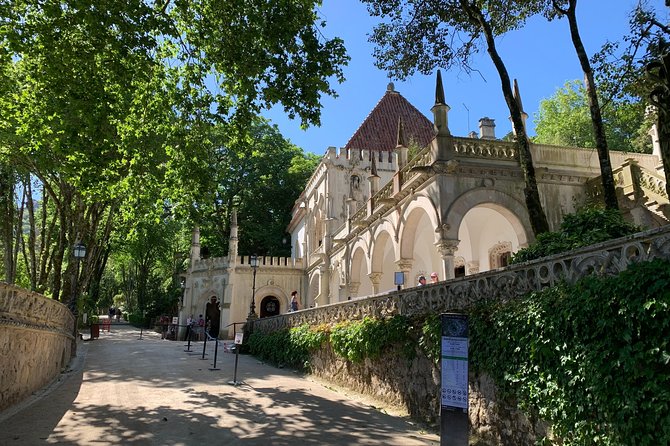 Quinta da Regaleira and Sintra visit half day private tour - What to expect from the guide, and why that can change everything
