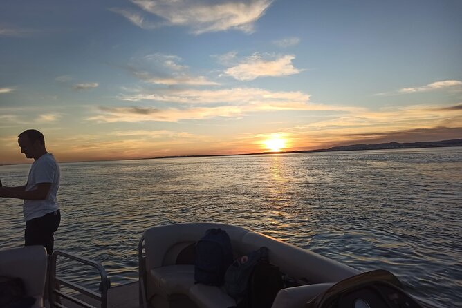 Ria Formosa Boat Sunset Islands Tour from Faro - Stop 1: Barreta Island and the art of 45 minutes free time