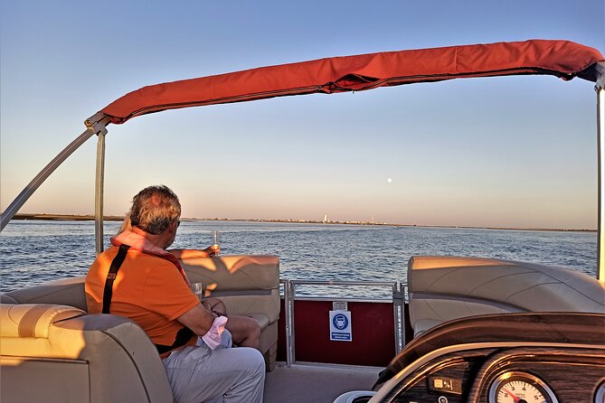 Ria Formosa Sunset 1 hour Boat Trip in Faro - Meeting in Faro: easy dock access and clear logistics