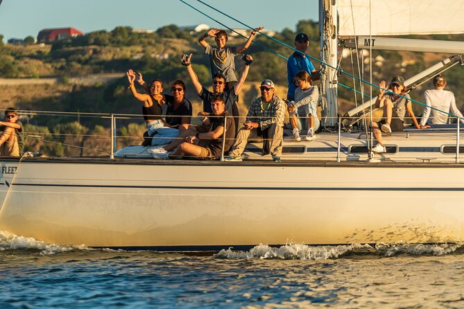 Romantic Private Sailboat in Lisbon for couples - Portuguese Wine and the Comfort Details That Matter