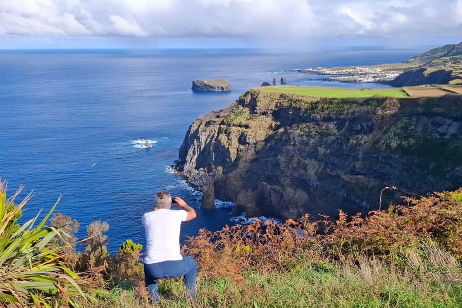 São Miguel: 2-Day Island Tour, Tea & Pineapple Plantation - Weather, fog, and high viewpoints: the real logistical challenge