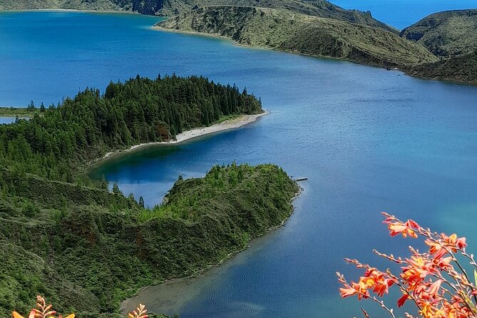 São Miguel 2-Day Tour: East & West Highlights Adventure - Should you book this São Miguel East and West tour?