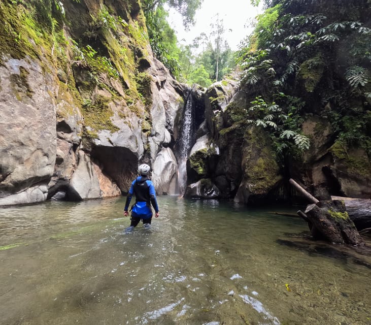 São Miguel: AdventurePark Canyoning Salto do Cabrito, Azores - Waterfalls, geothermal scenery, and the 30-minute hike in