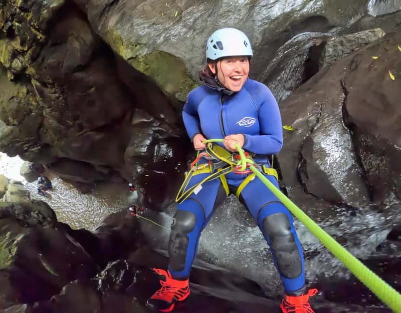 São Miguel: AdventurePark Canyoning Salto do Cabrito, Azores - Rainy days, cold months, and why wetsuits change everything
