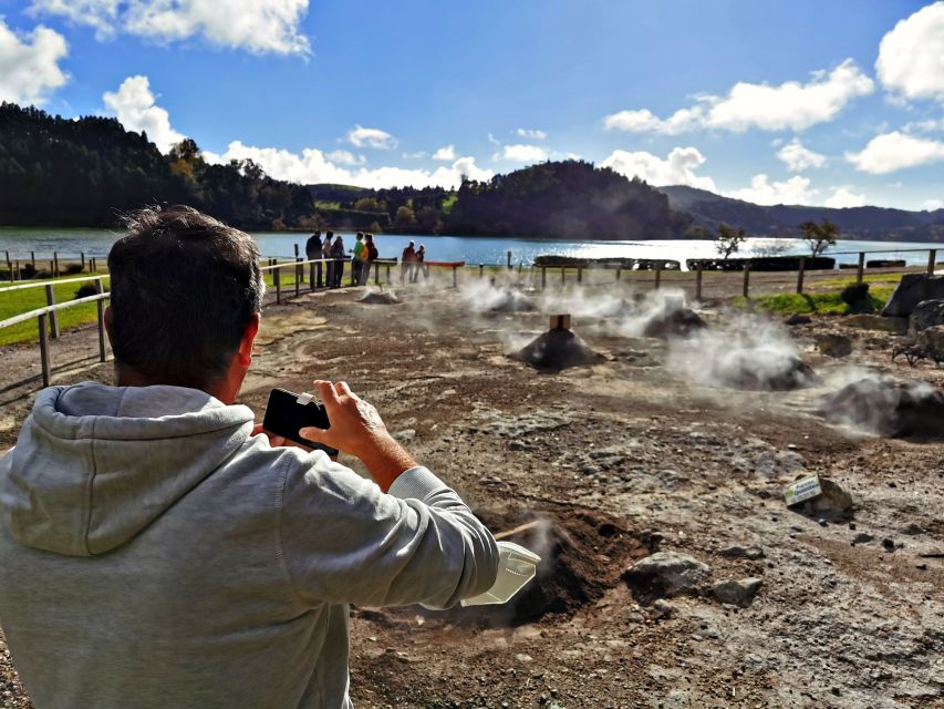 São Miguel: Furnas and Nordeste Full-Day Tour with Lunch - Lagoa das Furnas and Cozido das Furnas, steam, fumaroles, and 100,000-year geology