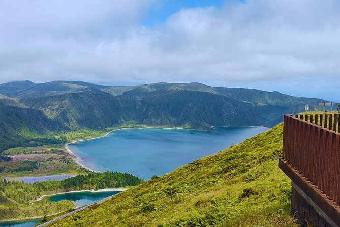 São Miguel: Majestic North Tour (Local Lunch Incl.) - Stop 2: Salto do Cabrito, a 40-meter waterfall break