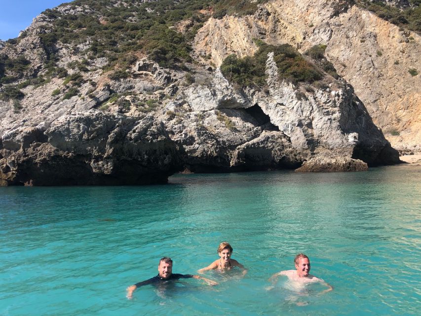 Sesimbra: Arrábida Beaches & Caves Boat Tour with Snorkeling - Baleeira Beach, plus wine and the regional drink moments