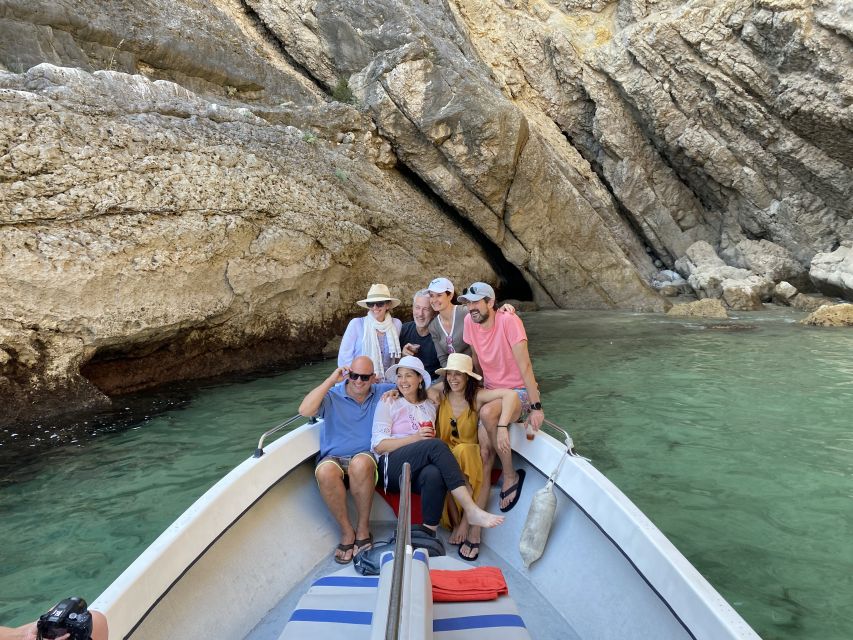Sesimbra: Arrábida Beaches & Caves Boat Tour with Snorkeling - From Sesimbra to Arrábida Natural Park: the first swim window