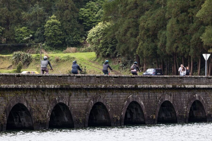 Sete Cidades: Kayaking and Biking Adventure - Timing your day inside a 3-hour block