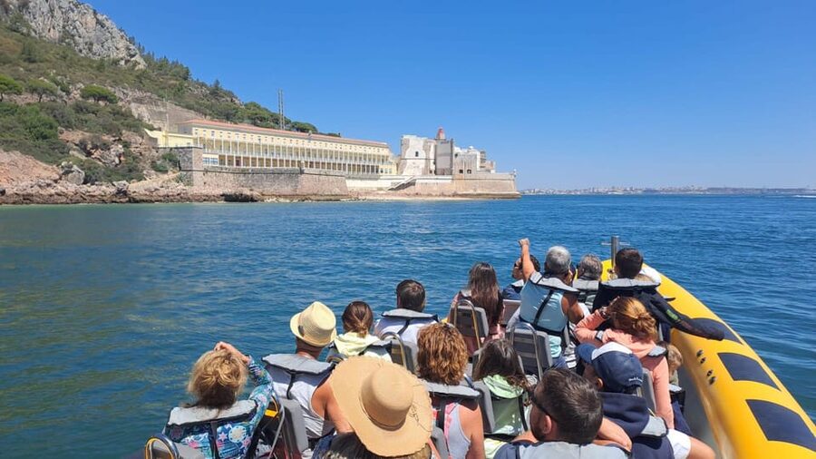 Setúbal and Tróia: Dolphin Watching and Arrábida Bays - Where you start and where you end, plus what that means for your day