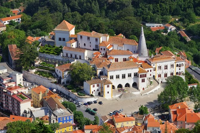 Sintra and Cascais Private Half Day Sightseeing Tour from Lisbon - Weather, road closures, and the guide skill that matters most